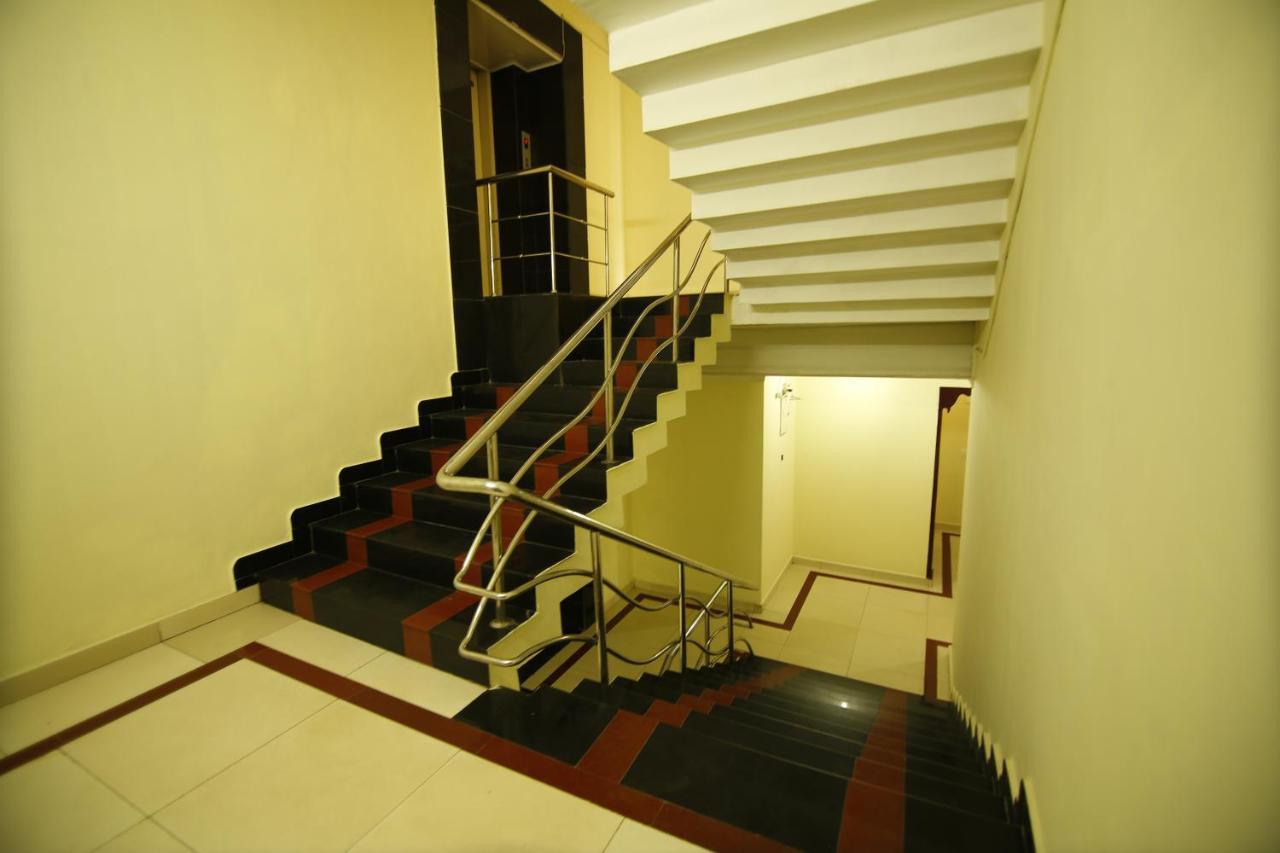 Del-679 Hotel Munnar Exterior photo
